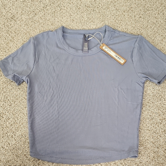 SKIMS Tops - Skims Soft Lounge Cropped Tshirt
